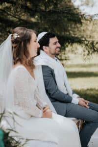 Wedding bordeaux décor mariage juif mariée assis mariés israel mcreationevents